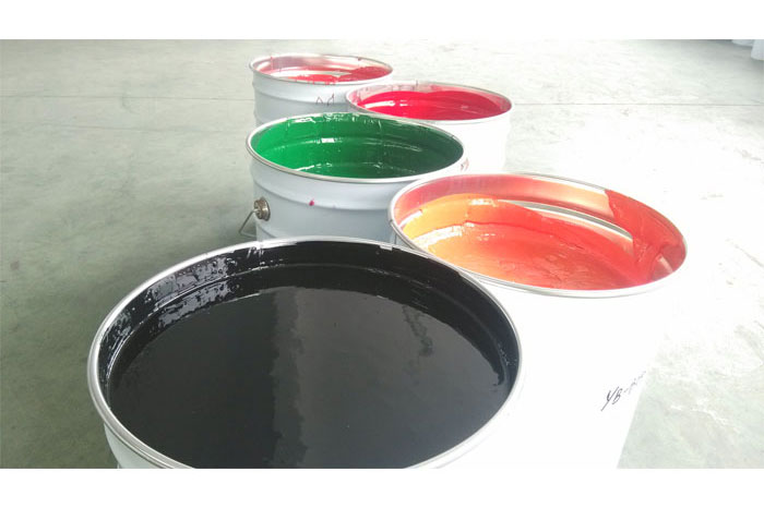 အမြှုပ်ထွက်သော polyurethane-ပြားချပ်ခေါင်မိုးရေစိုခံနှင့်အပူလျှပ်ကာအပြင်အကာအကွယ်အလွှာအဖြစ် PU အရောင်သုတ်ဆေးကိုအသုံးပြုခြင်း။